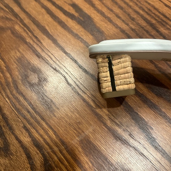 White heeled slides - Picture 2 of 3